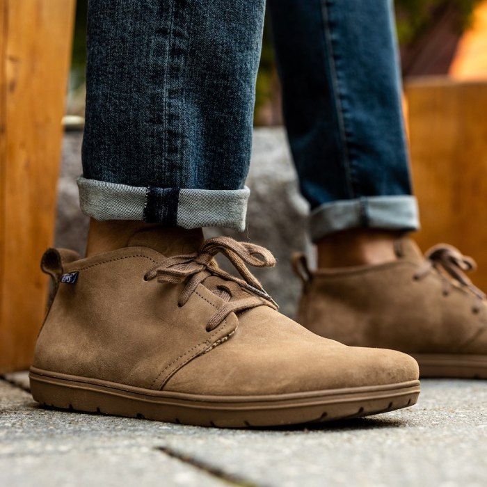 Men's fashion chukka boots