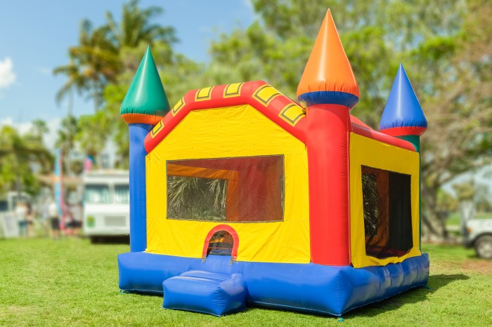 How much is it to rent out bouncy houses